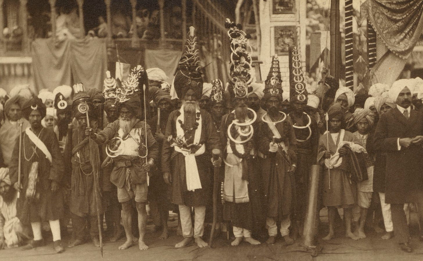 File:Photograph of a group of Akali-Nihang Sikhs in Amritsar, circa  1905.jpg - Wikimedia Commons