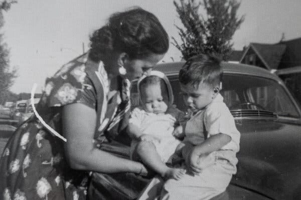 The Mother Whose Catholic Faith Inspired the Future Pope - The New York  Times