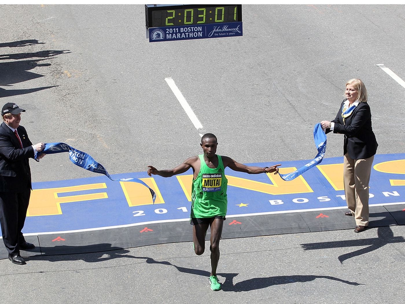 Boston Marathon 2011: Geoffrey Mutai Wins 115th Running In Record Time - SB  Nation Boston
