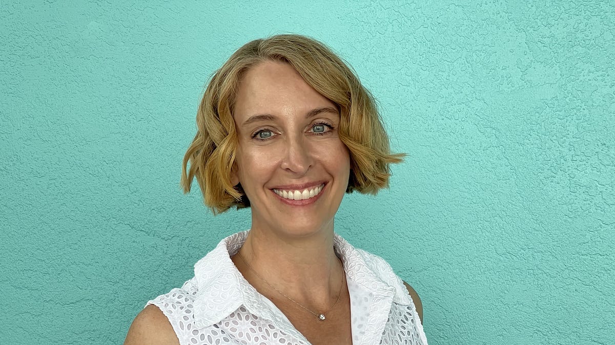 In her new book ‘Think Like a Dog’ a scientist explains how and why your dog thinks and acts