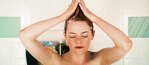 Shower Emma Stone GIF - Shower Emma Stone Dance - Discover & Share GIFs