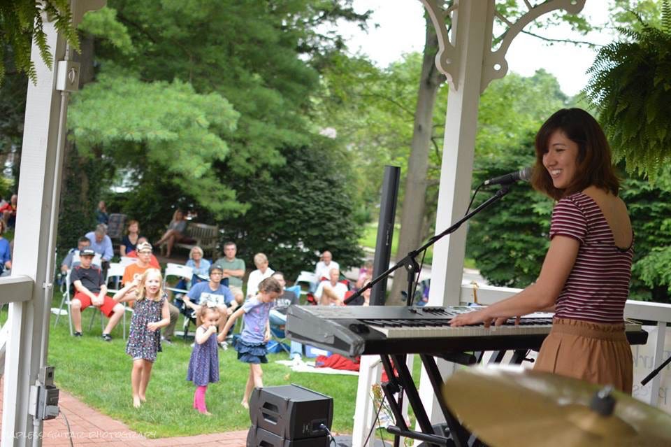 Mina Keohane, Berkley School of Music (Boston) trained musician. Her singing, piano playing, and accordion skills make her a very sought after performer. Mina Keohane, Berkley School of Music (Boston) trained musician. Her singing, piano playing, and accordion skills make her a very sought after performer.