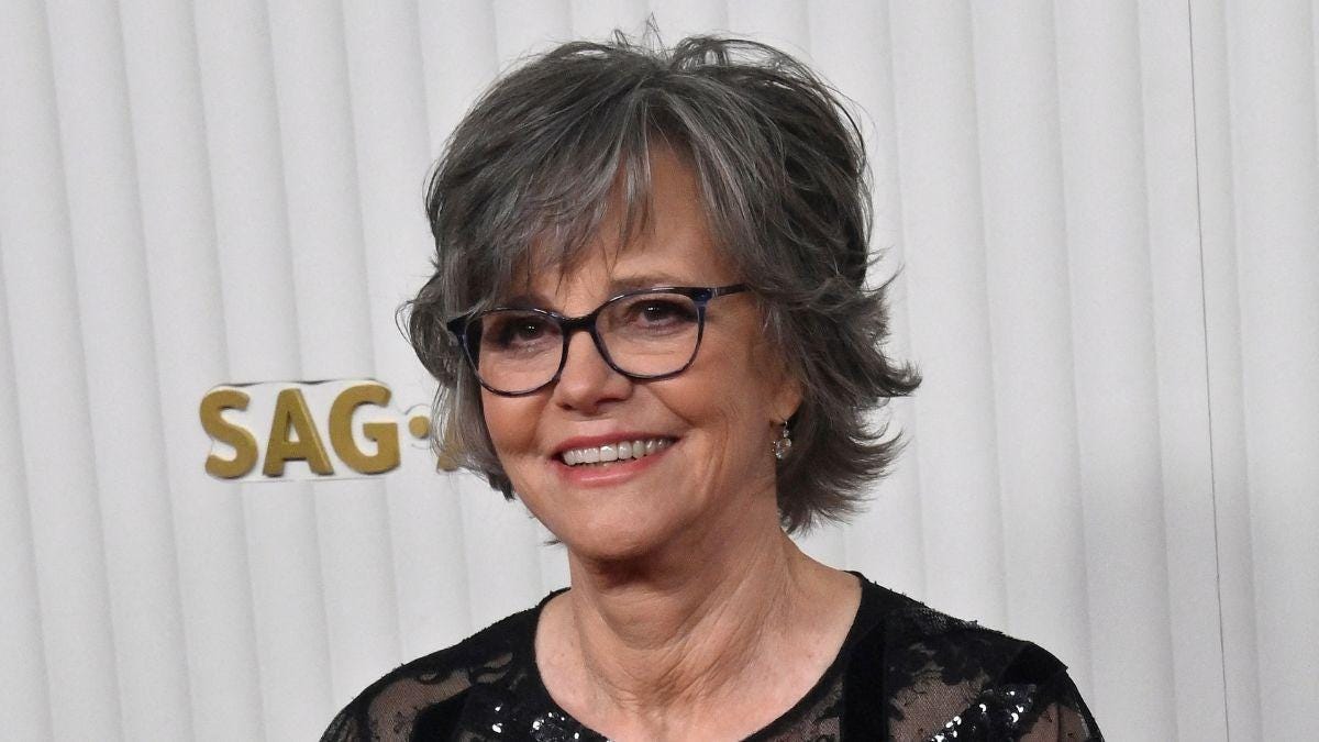 sally field triumphs tragedy learned embrace herself feeling isolated sally field triumphs tragedy learned embrace herself feeling isolated