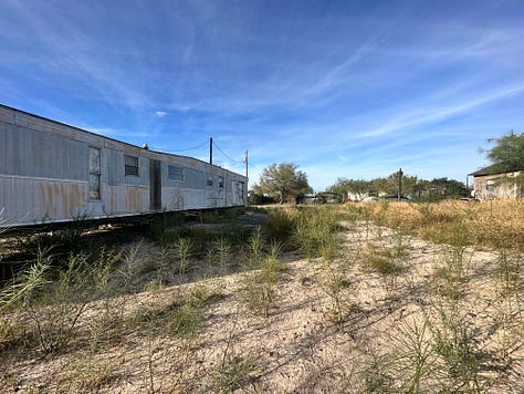 Mobile Home /w Land