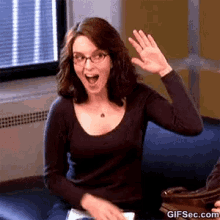 Liz Lemon high-fives herself