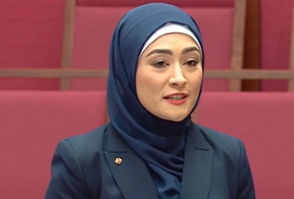 Video/ Australia's first hijabi senator gives powerful speech - Hawzah ...