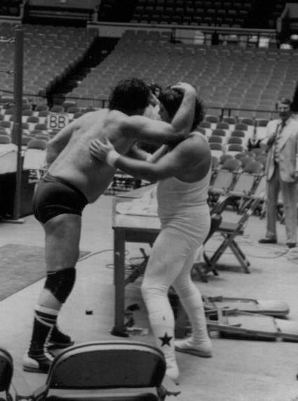 Classic - Memphis Wrestling IN ACTION! - The famous "Empty Arena Match" featuring Jerry Lawler vs. Terry Funk goes outside the ring. Classic - Memphis Wrestling IN ACTION! - The famous "Empty Arena Match" featuring Jerry Lawler vs. Terry Funk goes outside the ring.