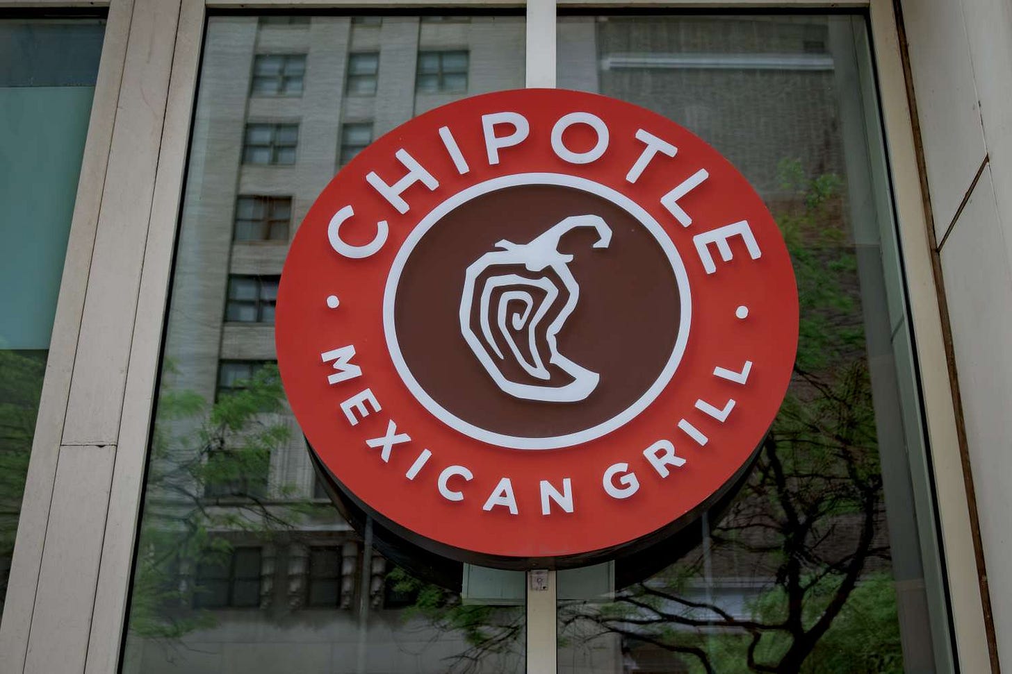 Chipotle Stock Drops as Company Eyes Flat 2025 Same-Store Sales