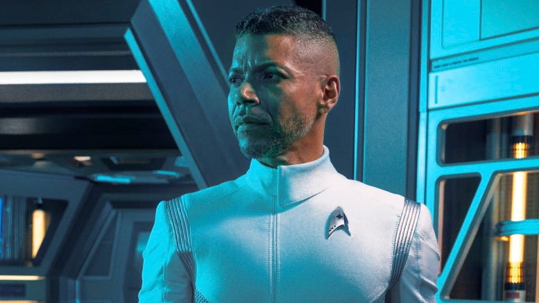Star Trek: Discovery Actor Wilson Cruz Calls for Trump’s Death, Shares Comey’s Assassination Imagery