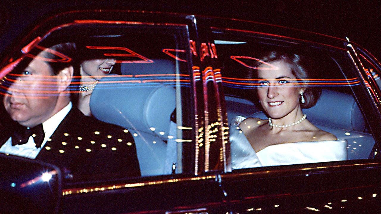 Princess Diana and Dodi Fayed died on August 31, 1997. Princess Diana and Dodi Fayed died on August 31, 1997.