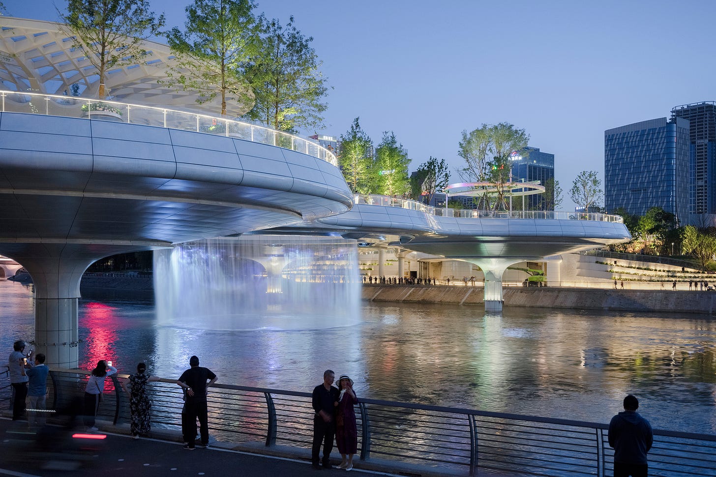 Chengdu Jiaozi Pedestrian Bridge / China Southwest Architectural Design and Research Institute - Exterior Photography, Cityscape