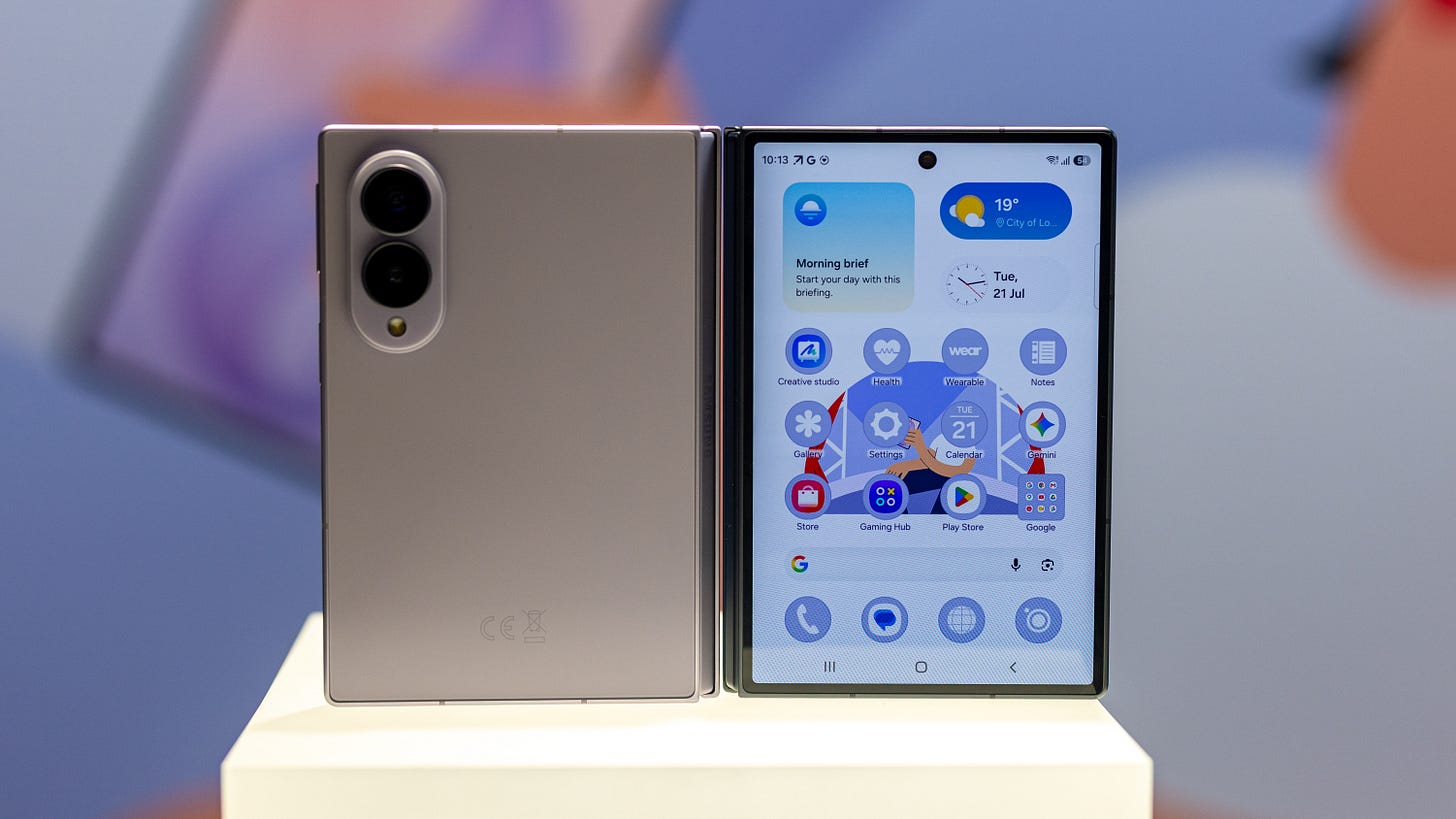 Galaxy Z Fold 8 design