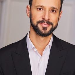 Dr. Gator - Between a Shot and Hard Place