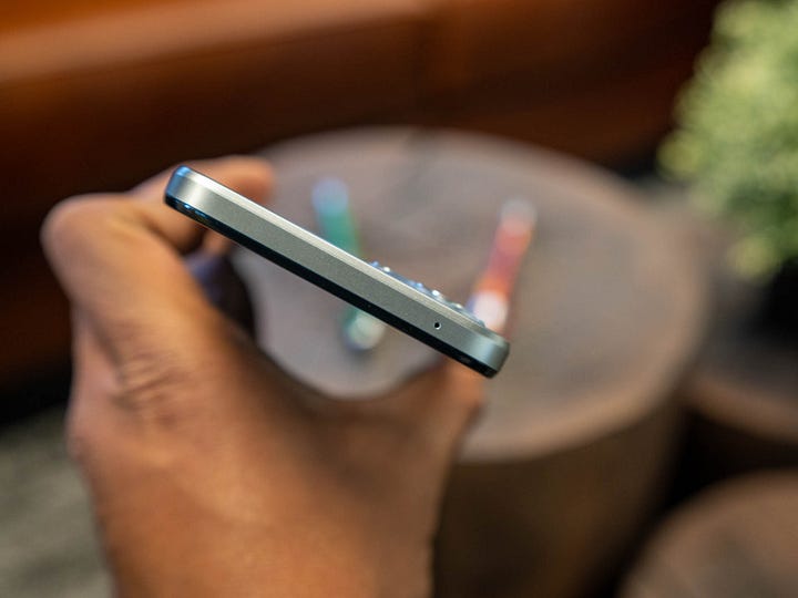 Moto G 5G 2023 from different angles