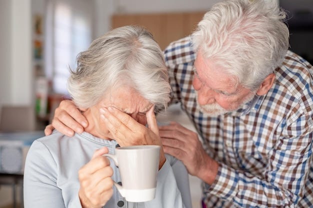 Old senior man comforting his sad illness wife unhappy elderly woman at  home need medical help | Premium Photo