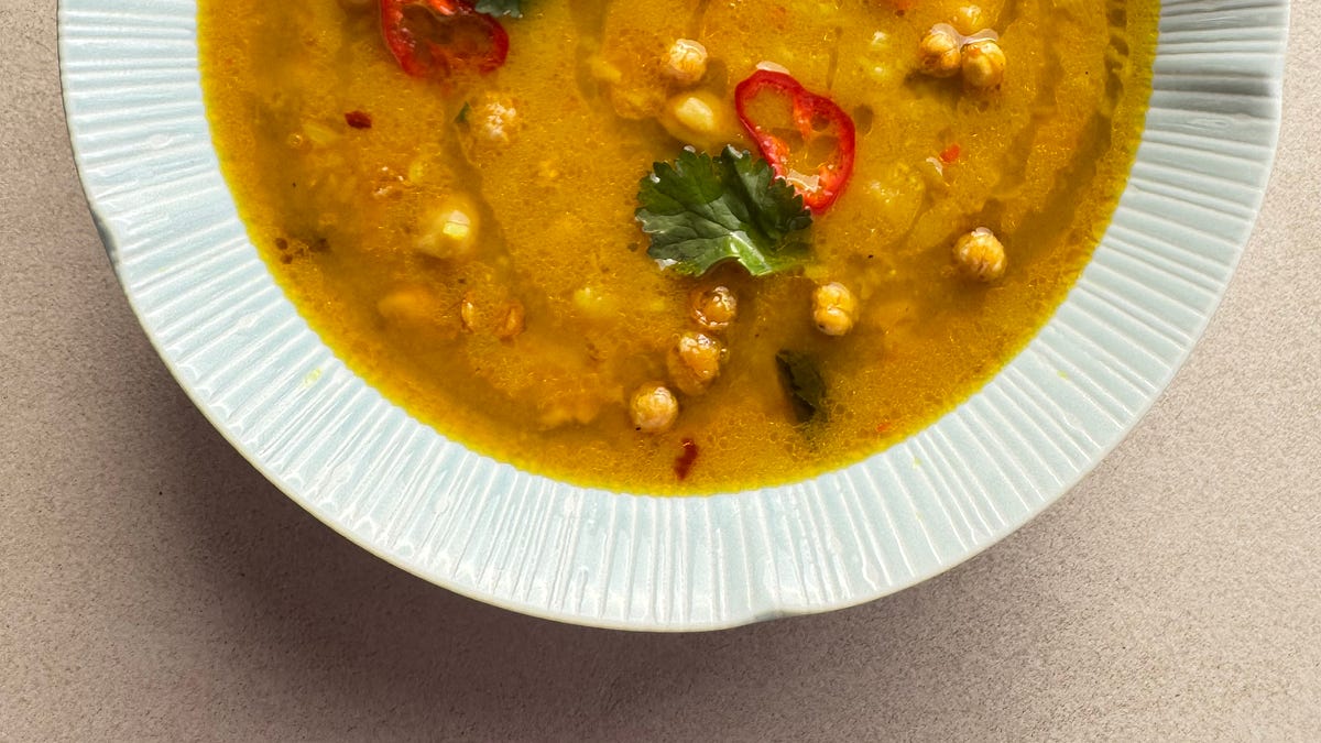 BROTHY CHICKPEA + RICE SOUP  - by Alfie Steiner