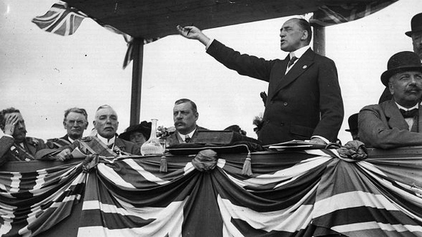 Carson, the uncrowned King of Ulster – The Irish Times