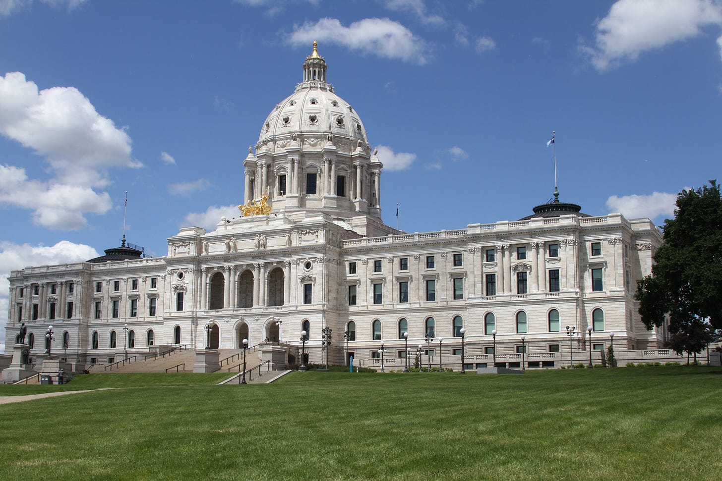 Minnesota State Capitol - Wikipedia
