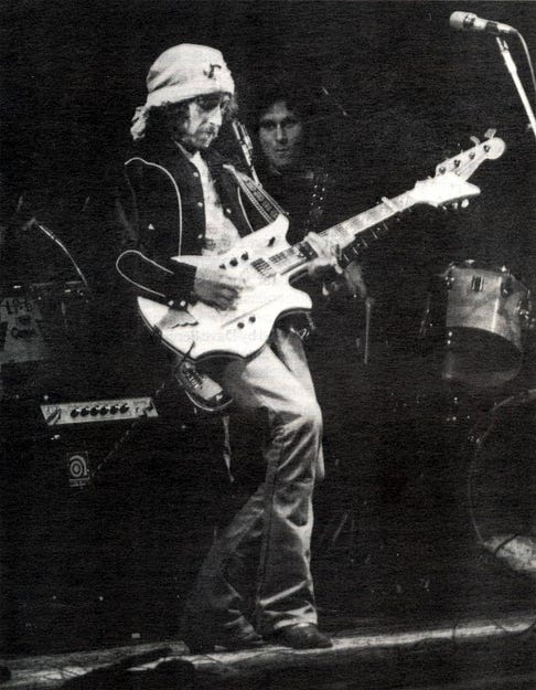 No photo description available.