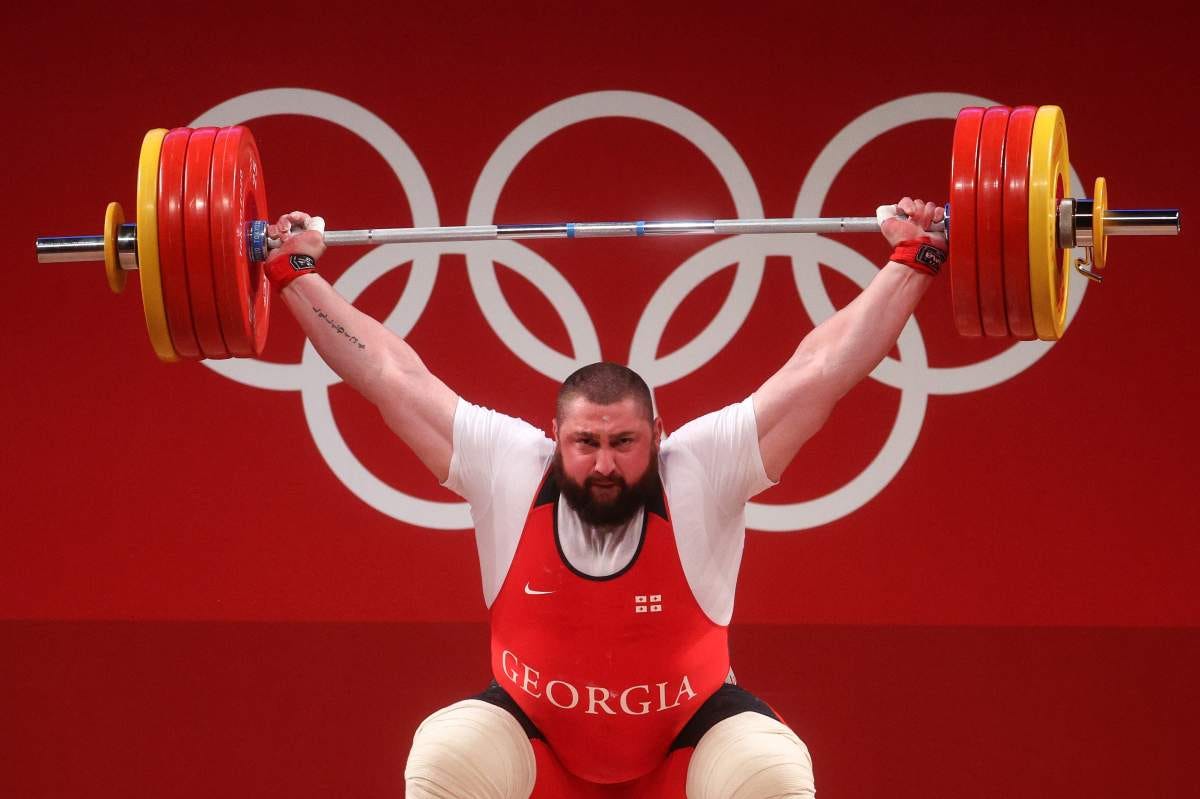 Georgian weightlifter breaks world records to win gold at Olympics - National | Globalnews.ca Georgian weightlifter breaks world records to win gold at Olympics - National | Globalnews.ca