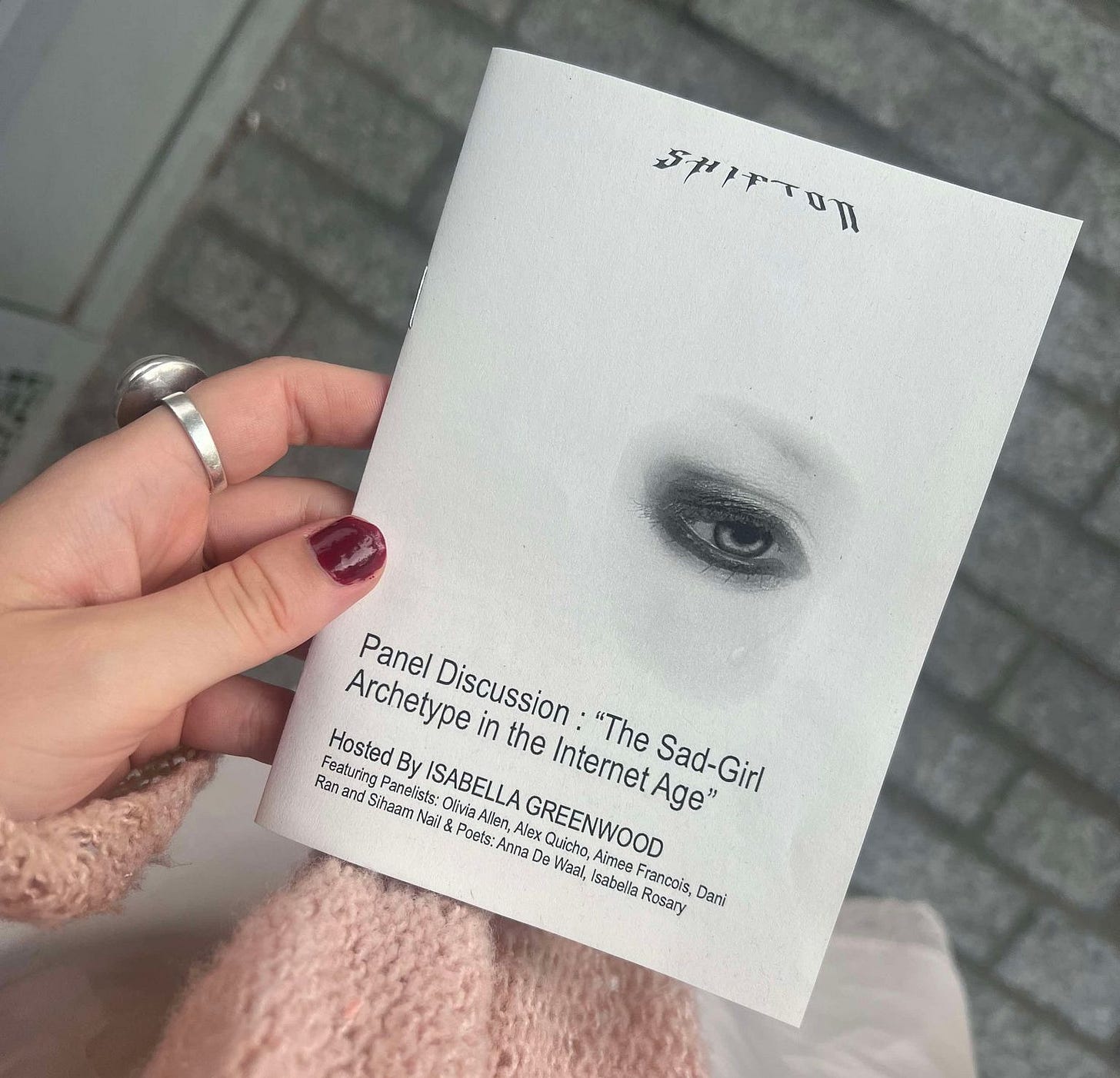 No description available.