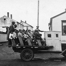 Þegar 89 Grænlendingar rúntuðu um Eyrina