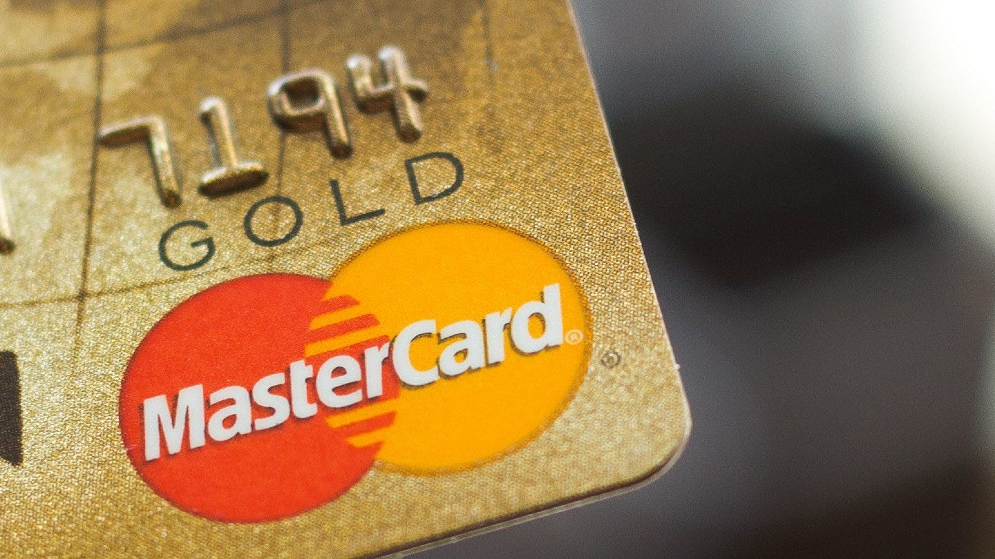 Carte Gold Mastercard : assurance, comparatif des prix et gratuité