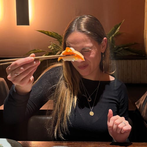 Julia en crudo 🍣 logo