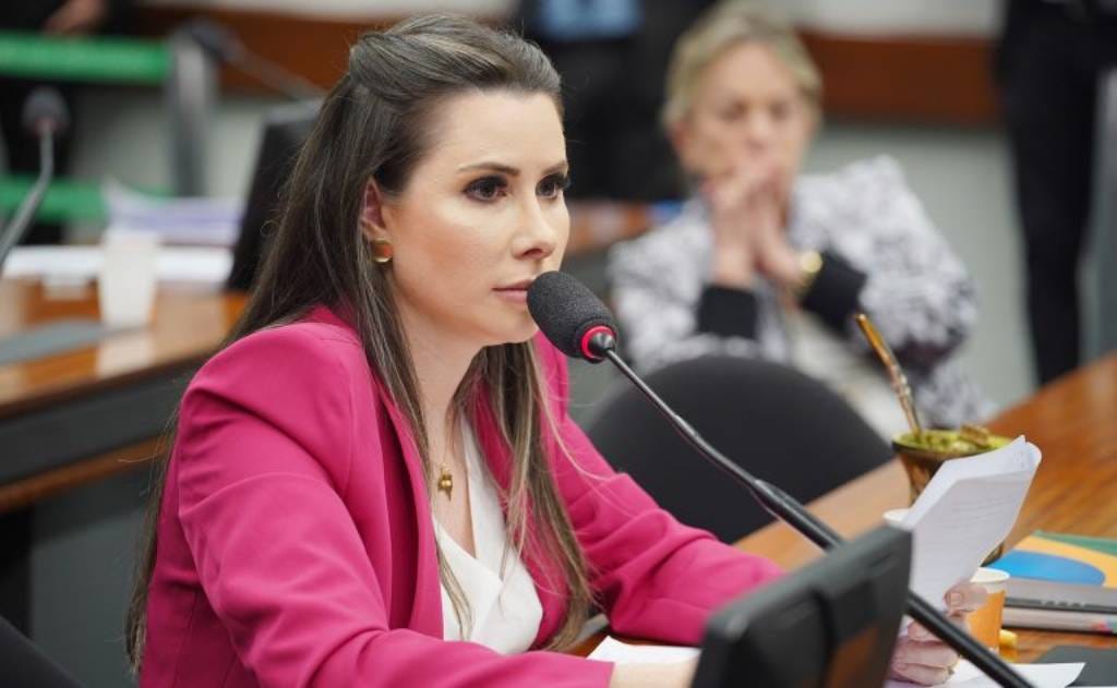 Deputada Federal Caroline de Toni PL-SC, CCJ