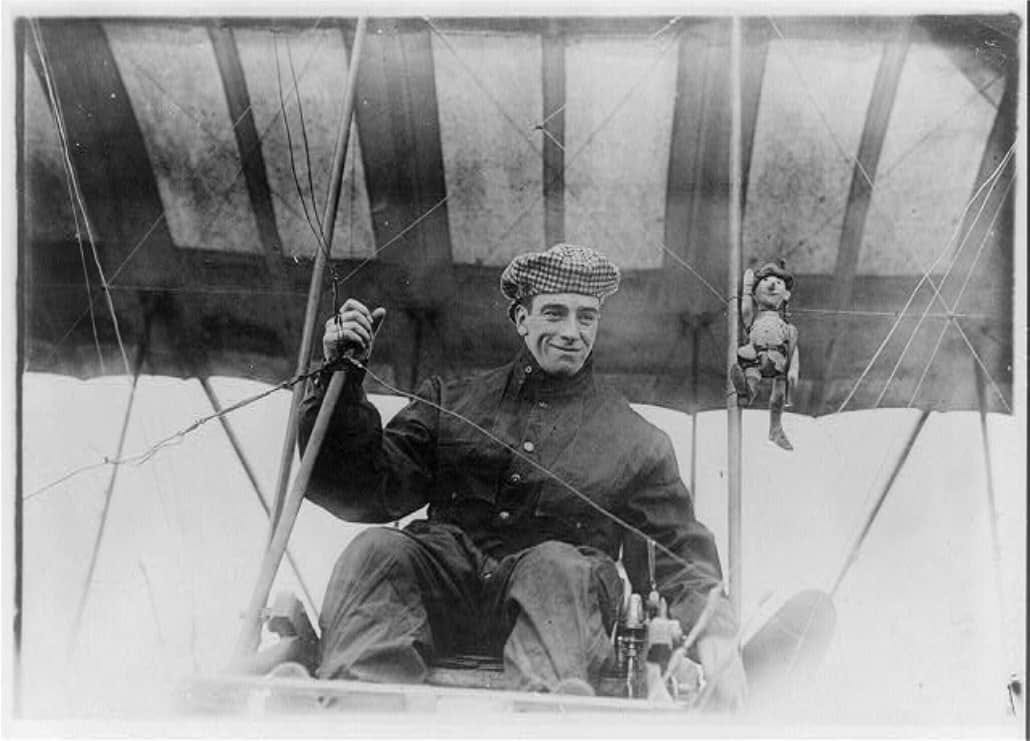 Claude Grahame-White in the cockpit – early 1900s. Claude Grahame-White in the cockpit – early 1900s.