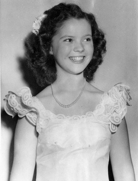 shirley temple had producer unzip pants expose himself in 1940 shirley temple had producer unzip pants expose himself in 1940
