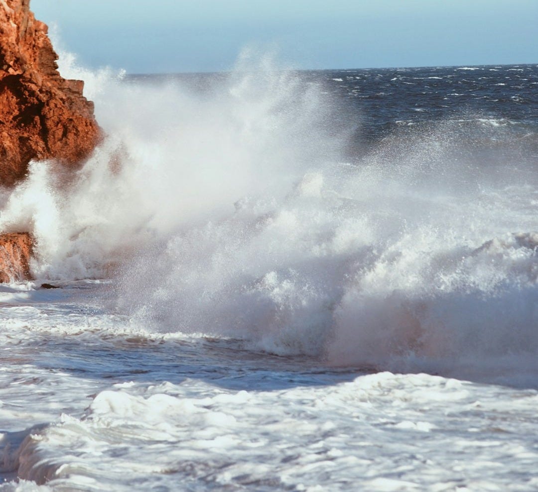 time-lapse photography of splashing sea waves time-lapse photography of splashing sea waves