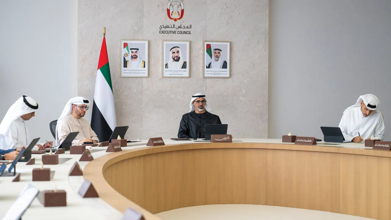 Abu Dhabi Executive Council Holds First AI-Assisted Session