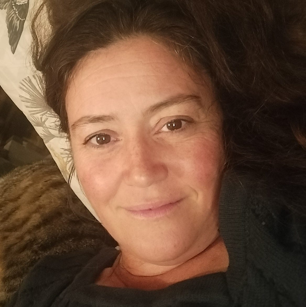 Fiona Vanessa \ud83c\uddeb\ud83c\uddf7 \ud83c\uddec\ud83c\udde7 \ud83e\udeb6 \ud83d\udcda✨\ud83c\udf3f