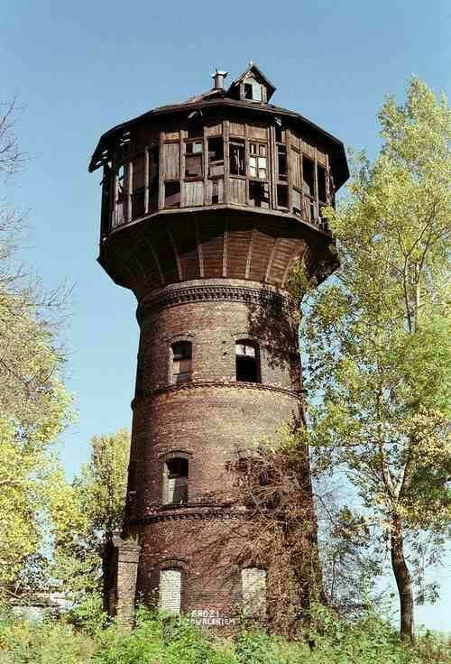 In real life, wizard towers don't look impressive. Probably playing for a  clan of plumbers is not very profitable. - 9GAG