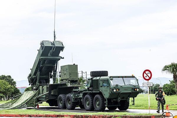 Sistema de defensa Patriot como el que EEUU va a enviar a Ucrania. Sistema de defensa Patriot como el que EEUU va a enviar a Ucrania.