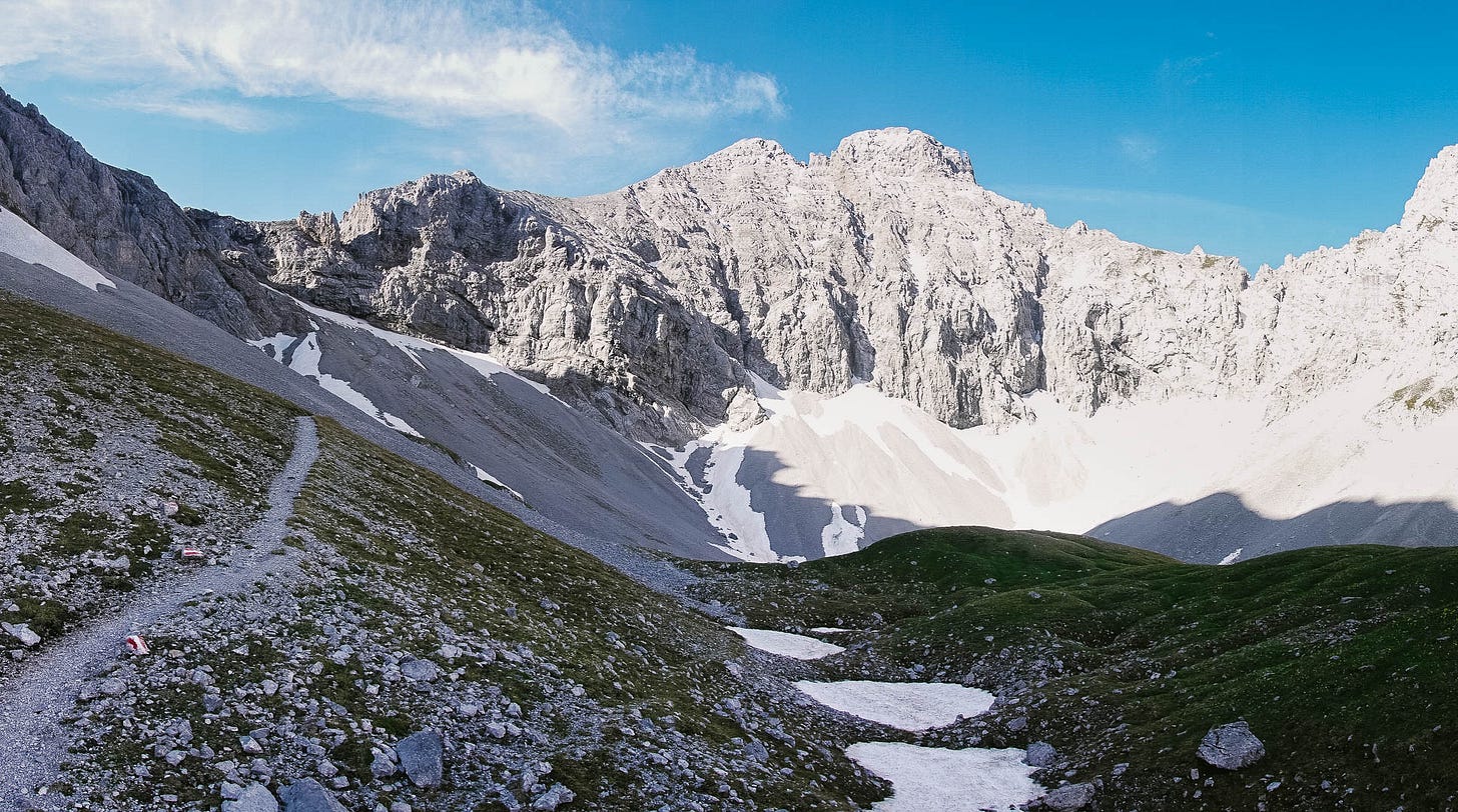 Hiking trail near Frau Hitt Sattel Hiking trail near Frau Hitt Sattel
