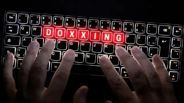 O que é o doxing, alvo de disputa entre Hong Kong e gigantes da tecnologia  - BBC News Brasil