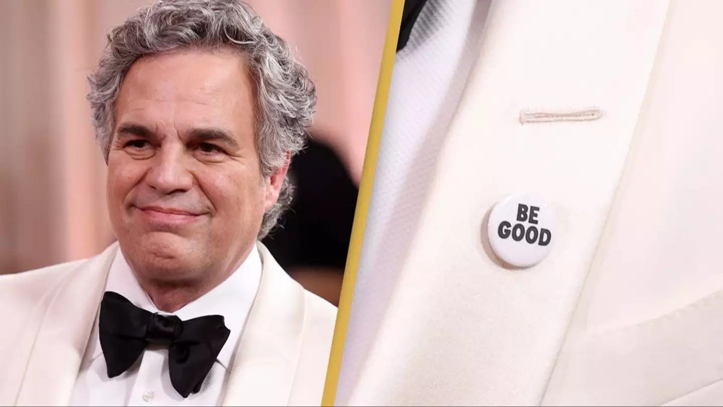 Reason why celebrities are wearing special pin at Golden Globes after ICE  shooting