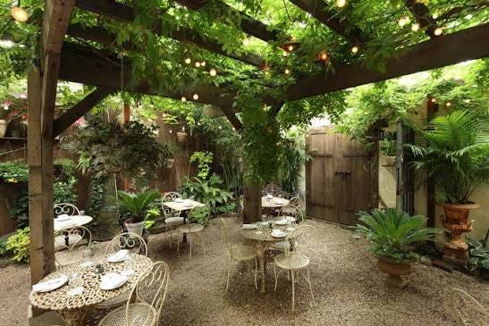 Maison Premiere | Your Guide to NYC Tourism