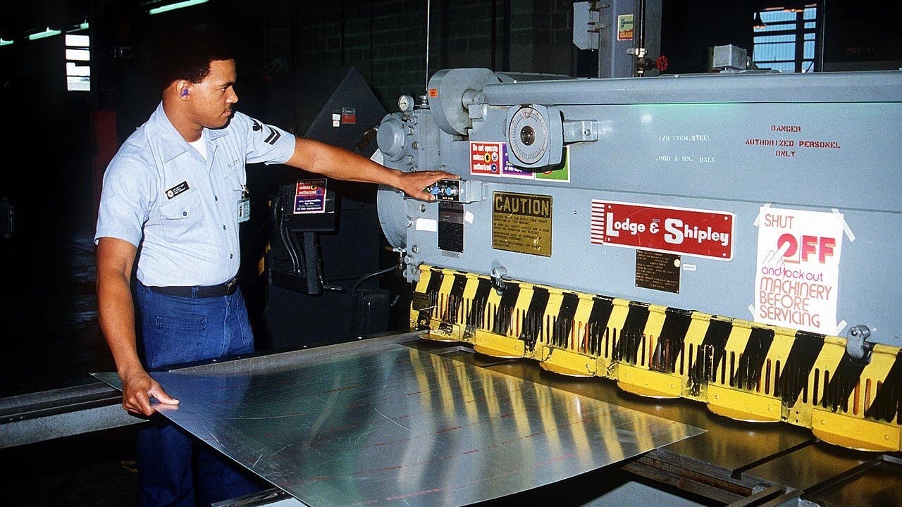 Sheet Metal worker