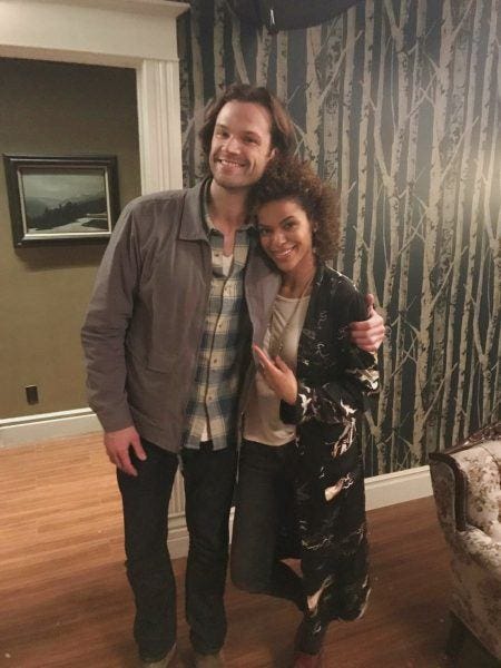 alvina august with jared padalecki supernatural movie tv tech geeks alvina august with jared padalecki supernatural movie tv tech geeks