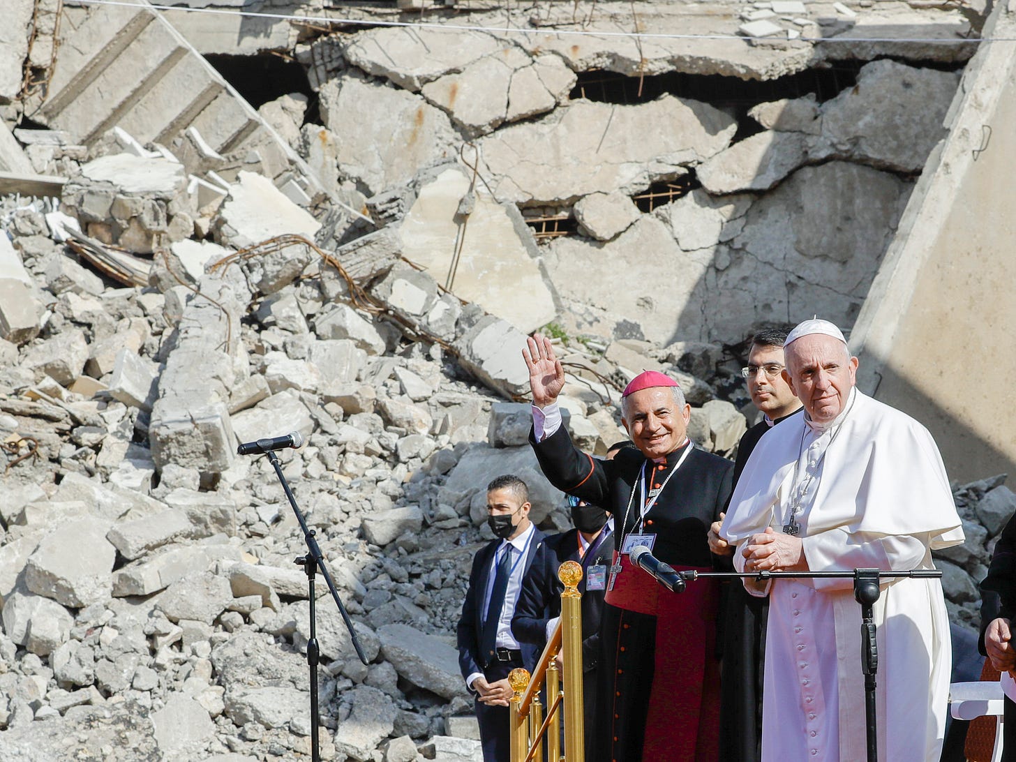 Pope Francis In Iraq: On Day 3, Pontiff Visits Areas Decimated By ISIS : NPR Pope Francis In Iraq: On Day 3, Pontiff Visits Areas Decimated By ISIS : NPR