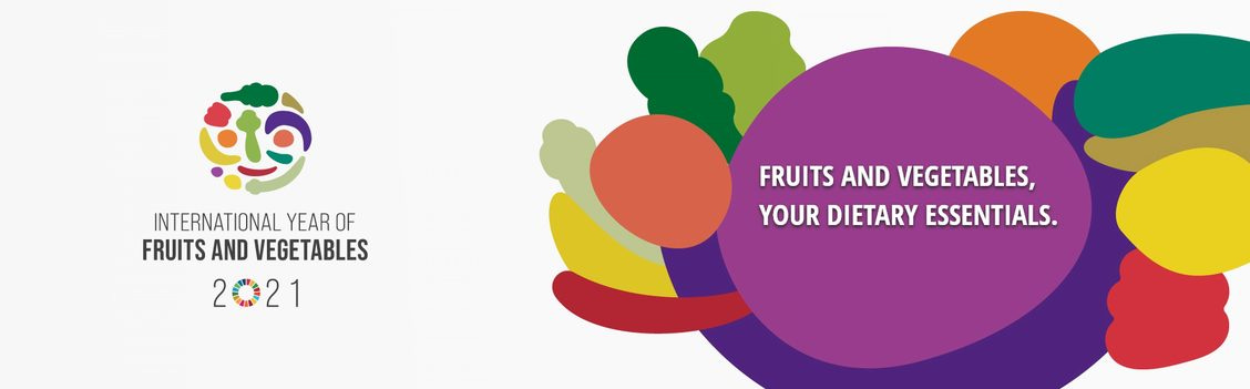 Logos from FAO. Vegetables and fruit drawn into a face for the International year of fruits and vegetable.