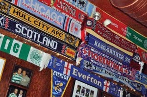 Scarves in the Globe, Chicago