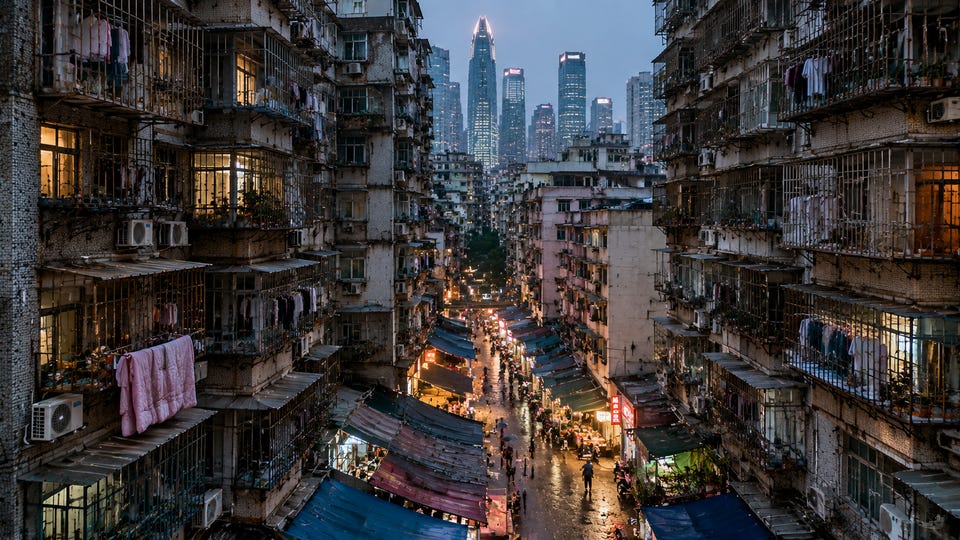 深圳观察#05:居住空间的压缩,城中村与长租公寓如何重塑深圳人的生活边界 深圳观察#05:居住空间的压缩,城中村与长租公寓如何重塑深圳人的生活边界