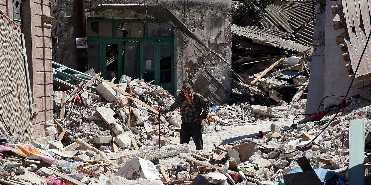 Apocalyptic Earthquake in Greece Followed by a Turkish Invasion!