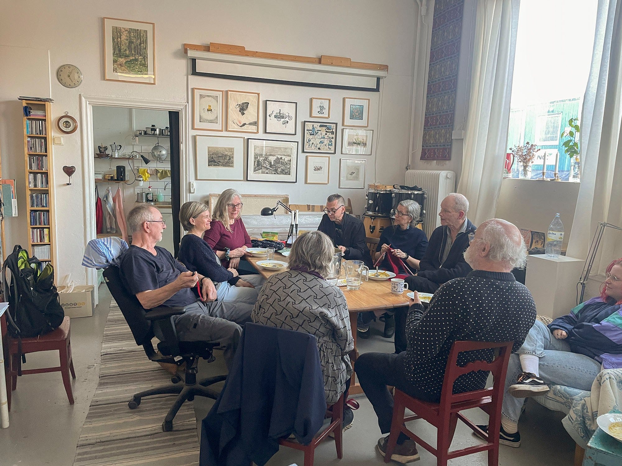 nyfikenhet ordet begrepp banner. bredda sinnet. presentation, hemsida.  inlärning. tänkande. isolerade bokstäver typografi idé med linjära ikoner.  få kunskap. intelligens. vektor kontur illustration 5746214 Vektorkonst på  Vecteezy, image size:2000x1500