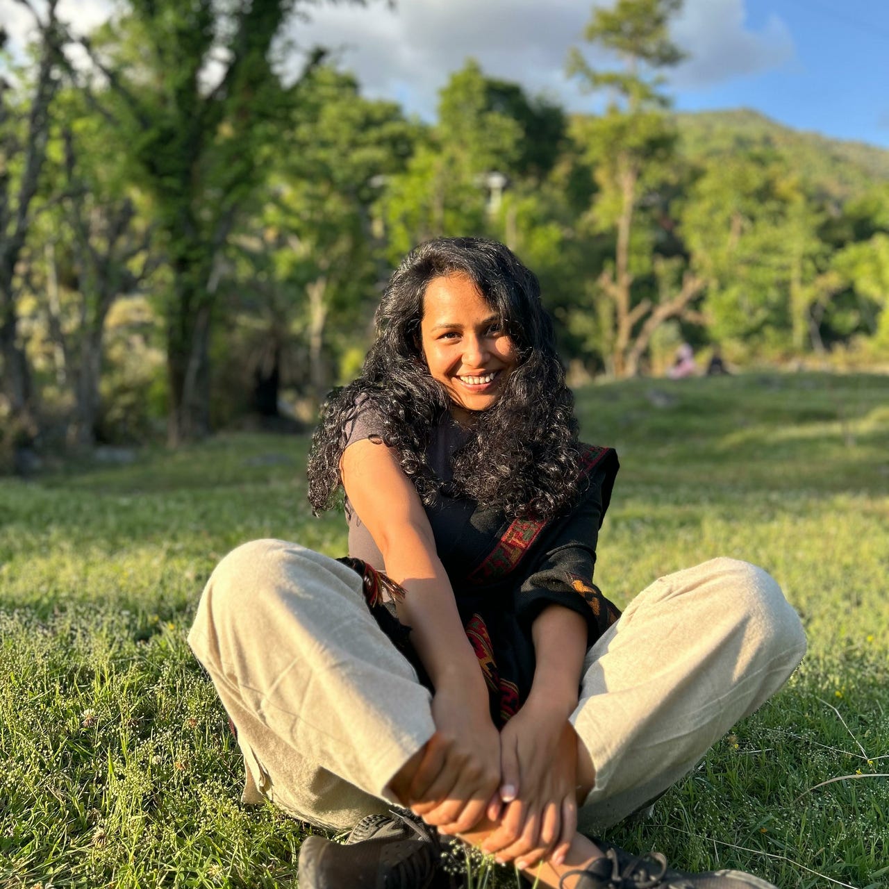 Remote & Rooted logo