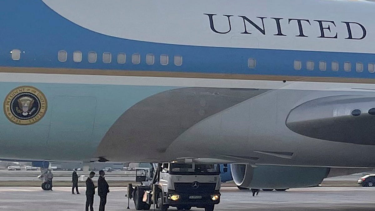 Trump uses reporters as human shield, gets feted as guest of honor